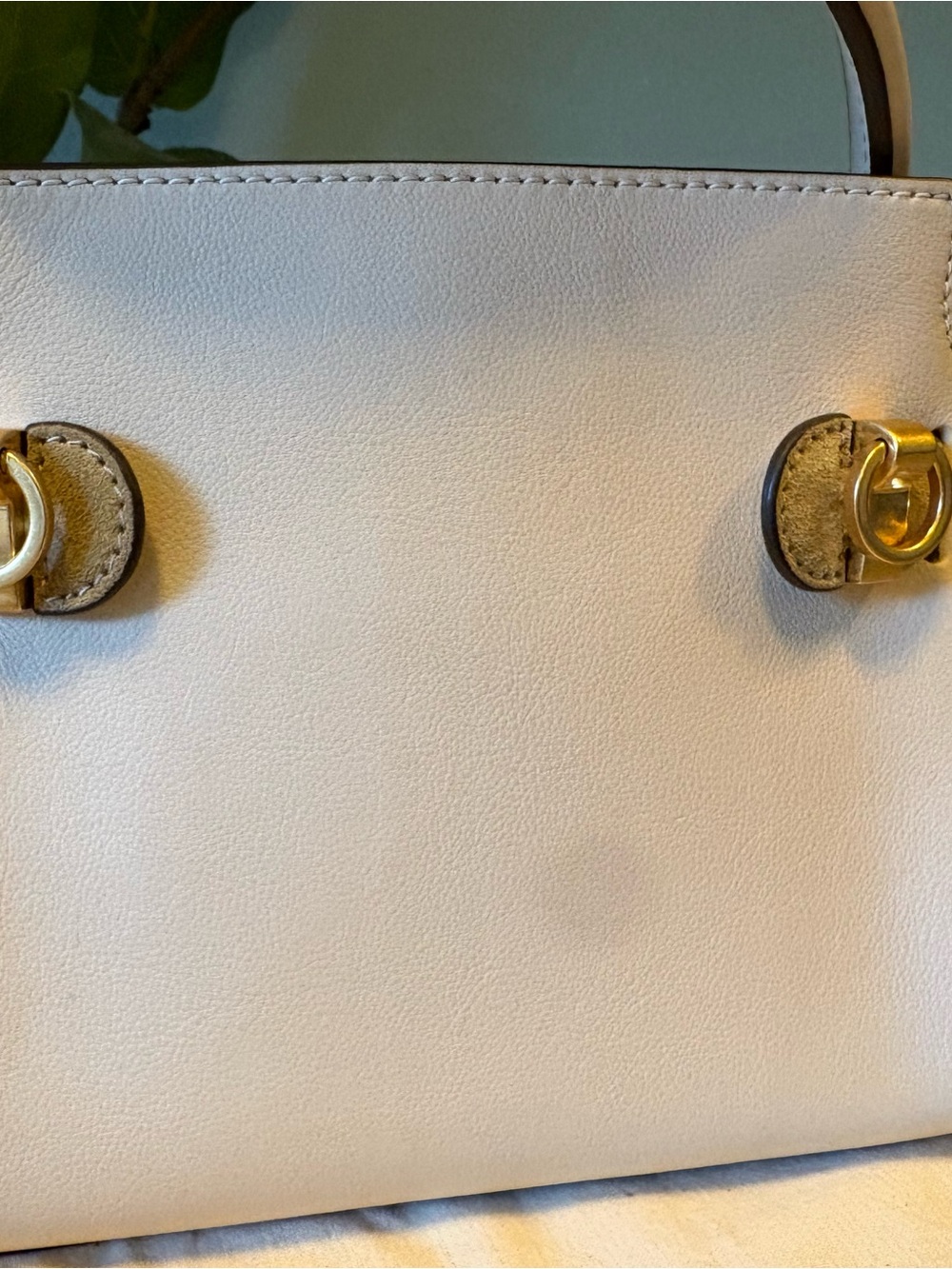 Tory Burch Lee Radziwill Double Petite, Cream with Gold Hardware - Picture 5 of 10